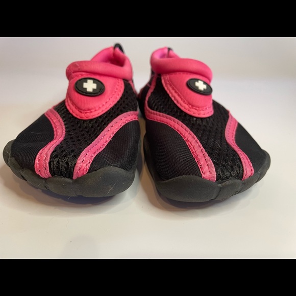LIFEGUARD WATER SHOES.   Girls sz 7/8. Pink & Black - Picture 6 of 6